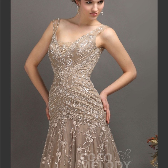 Beaded formal gown - Picture 4 of 8